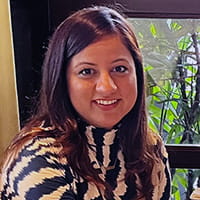 Naiyya Saggi